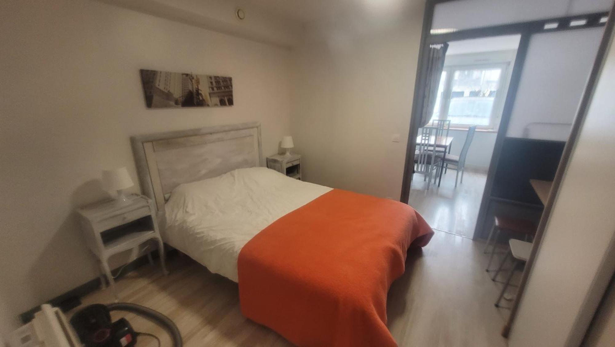 Charmant Appartement Charency-Vezin Extérieur photo